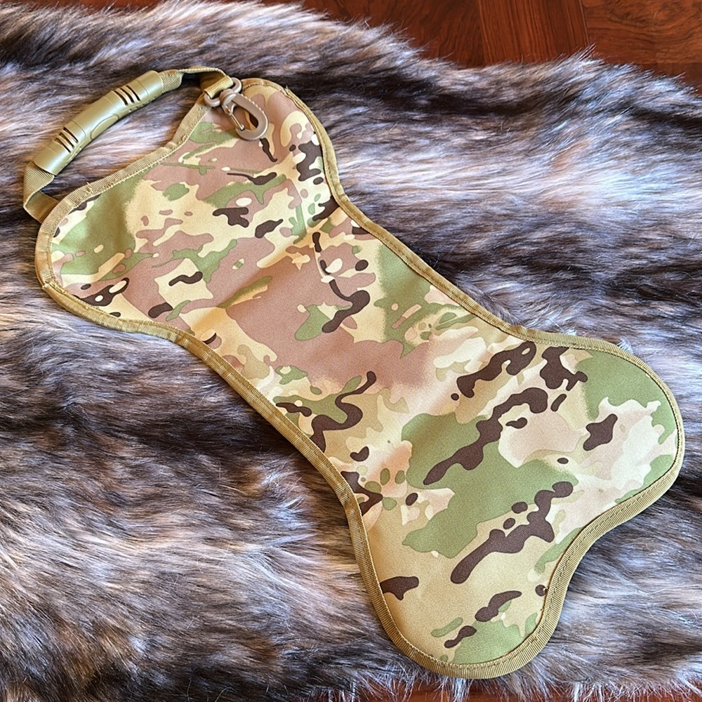 Speed Track *NEW* Pet Tactical Dog Bone Shaped Camo Christmas Stocking - Picture 9 of 13